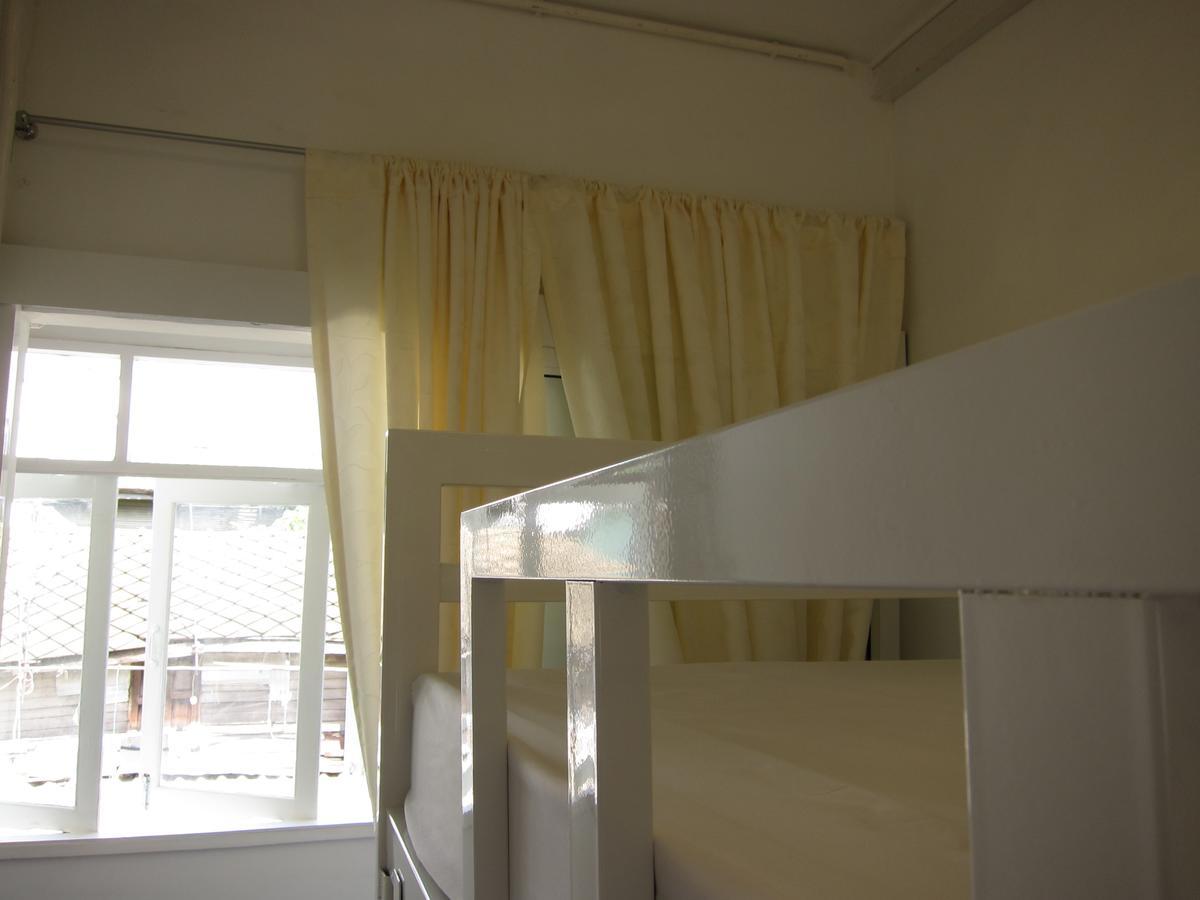 Baan Nai Trok Hostel Bangkok Buitenkant foto